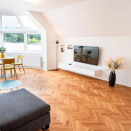 Urus Living Loft * Melk